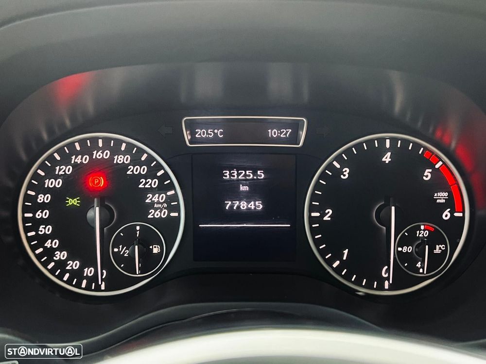 Mercedes-Benz B 180 d Style - 24