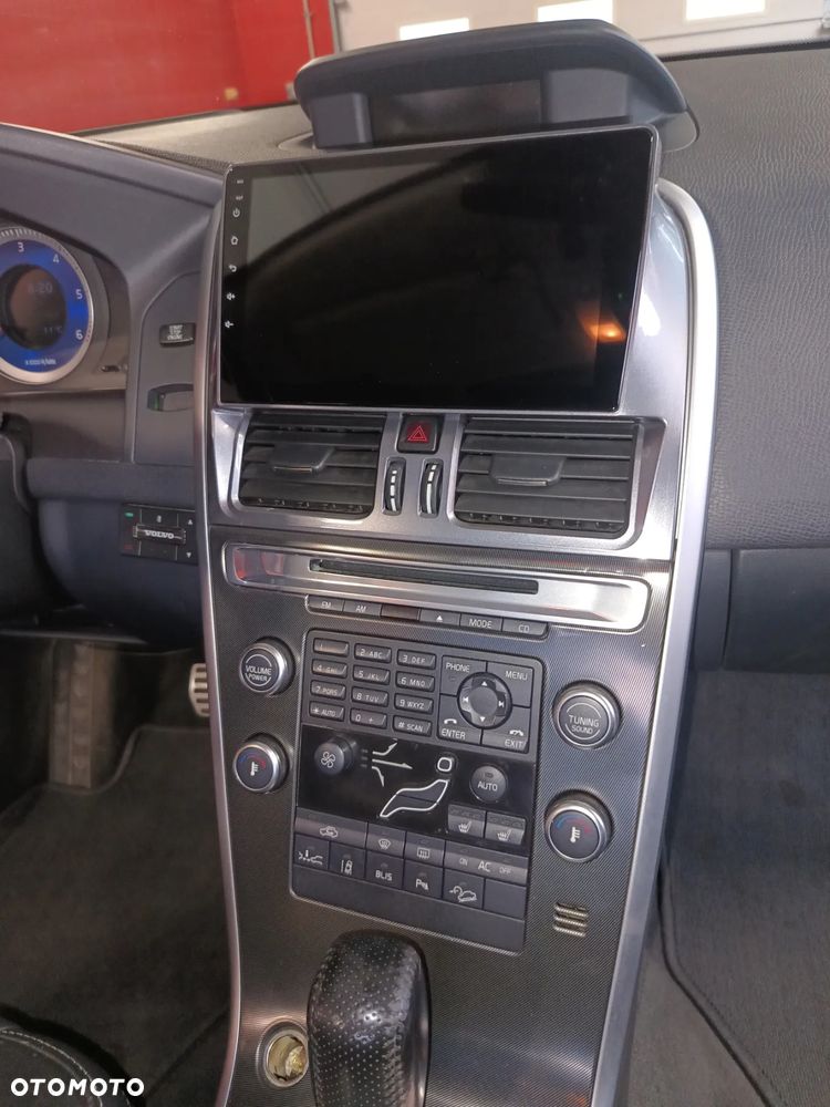 Volvo XC 60 D5 AWD RDesign - 12