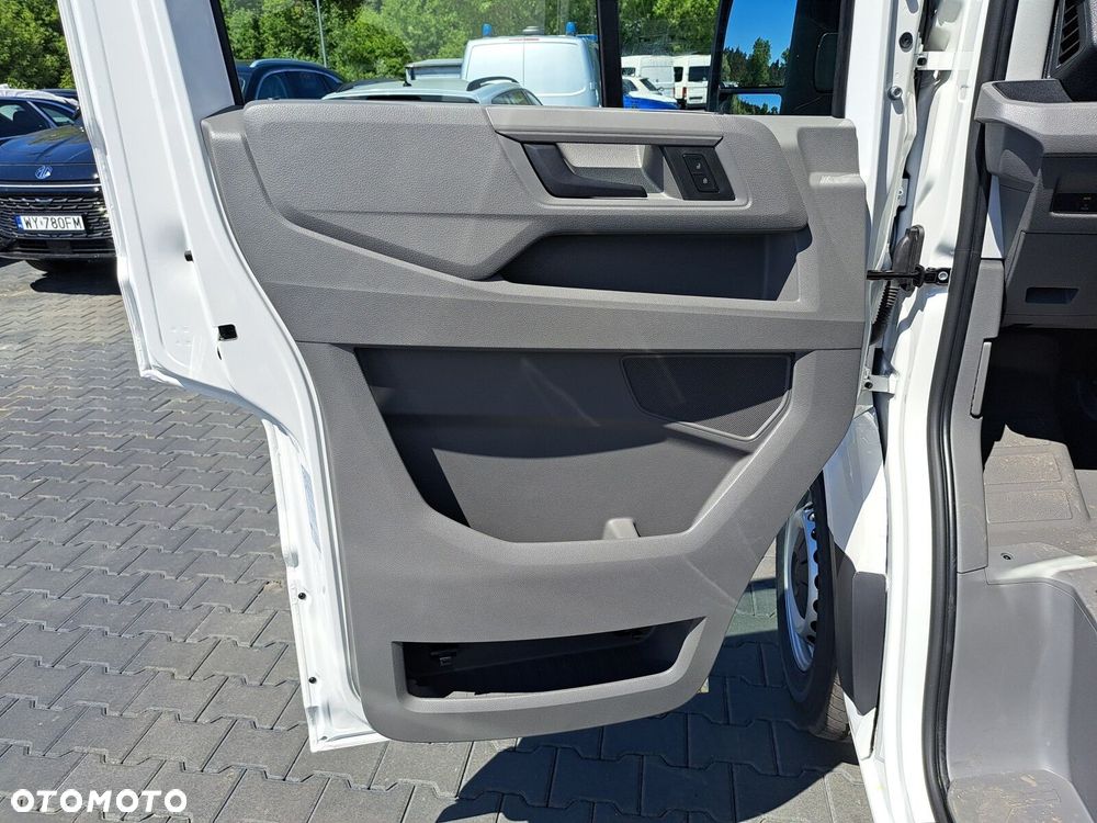 Volkswagen Crafter - 12
