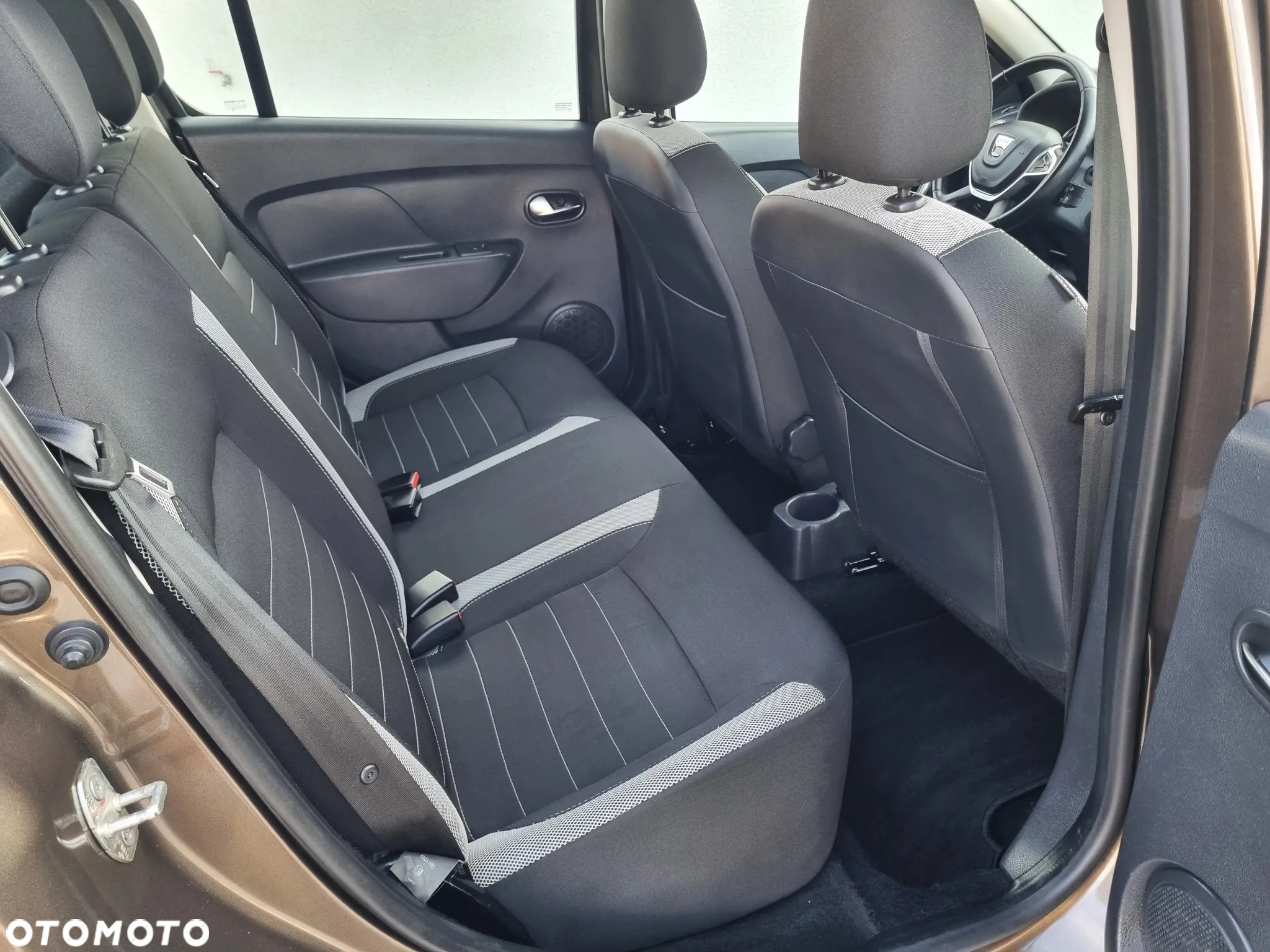 Dacia Sandero Stepway 0.9 TCe Laureate S&S - 11