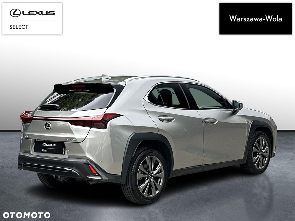 Lexus UX 300h F Sport Design - 5