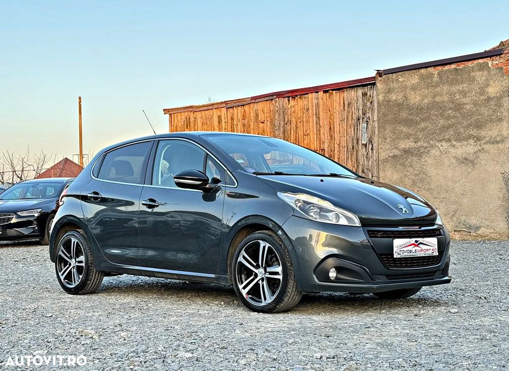 Peugeot 208 - 28
