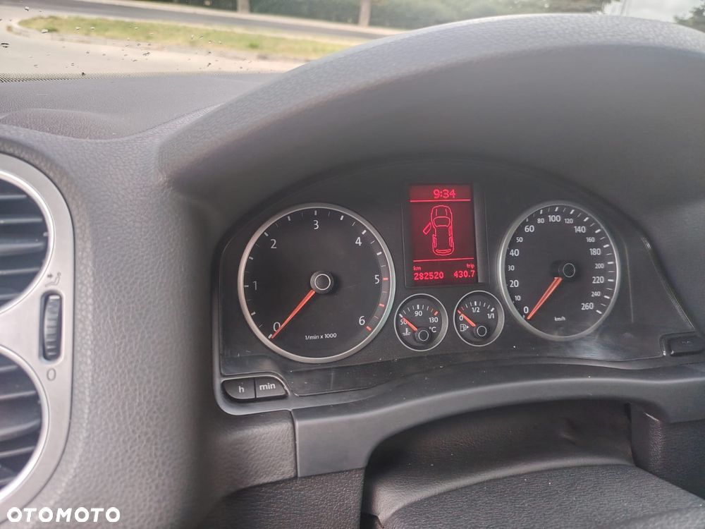 Volkswagen Tiguan 2.0 TDI DPF 4Motion Trend & Fun - 16