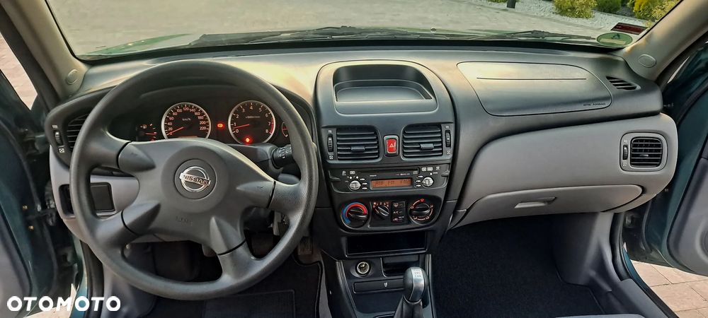 Nissan Almera 1.5 Acenta - 12