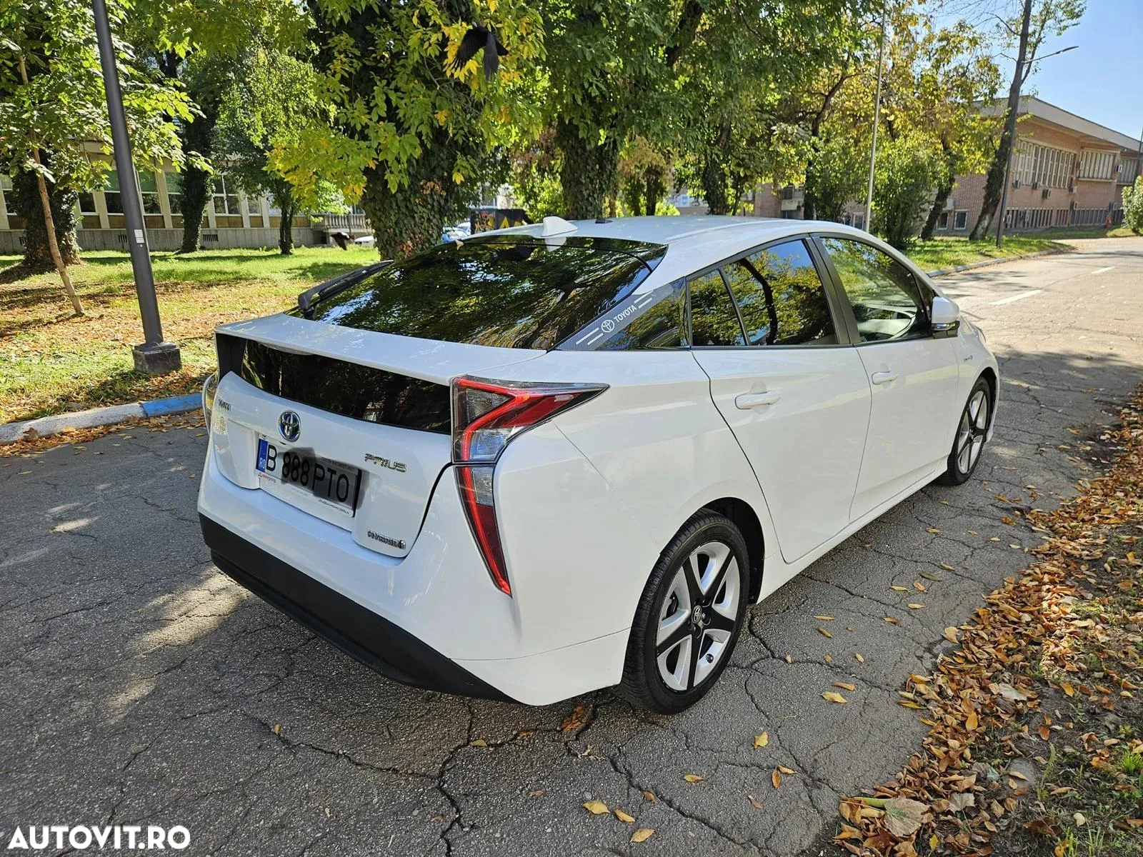 Toyota Prius - 5
