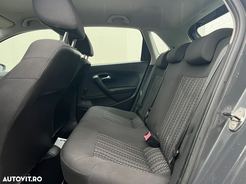 Volkswagen Polo 1.4 TDI CR Comfortline - 8