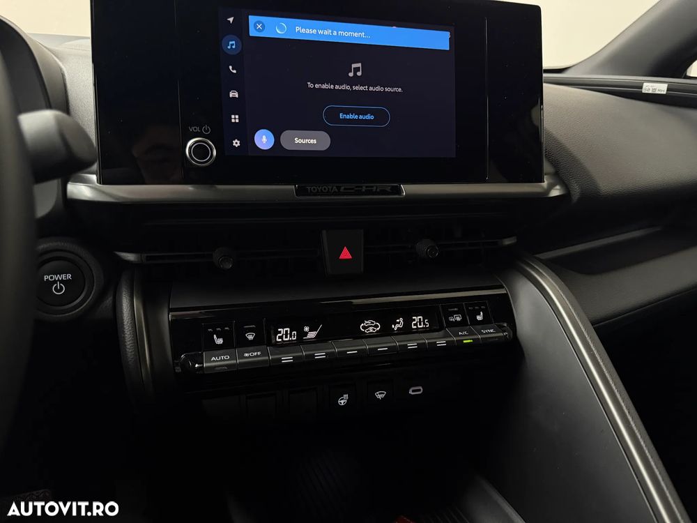 Toyota C-HR 2.0 HEV 197 CP 4x2 CVT Dynamic - 17