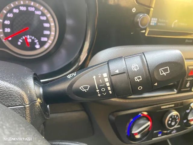 Hyundai i10 1.0 EDITION 30 - 11