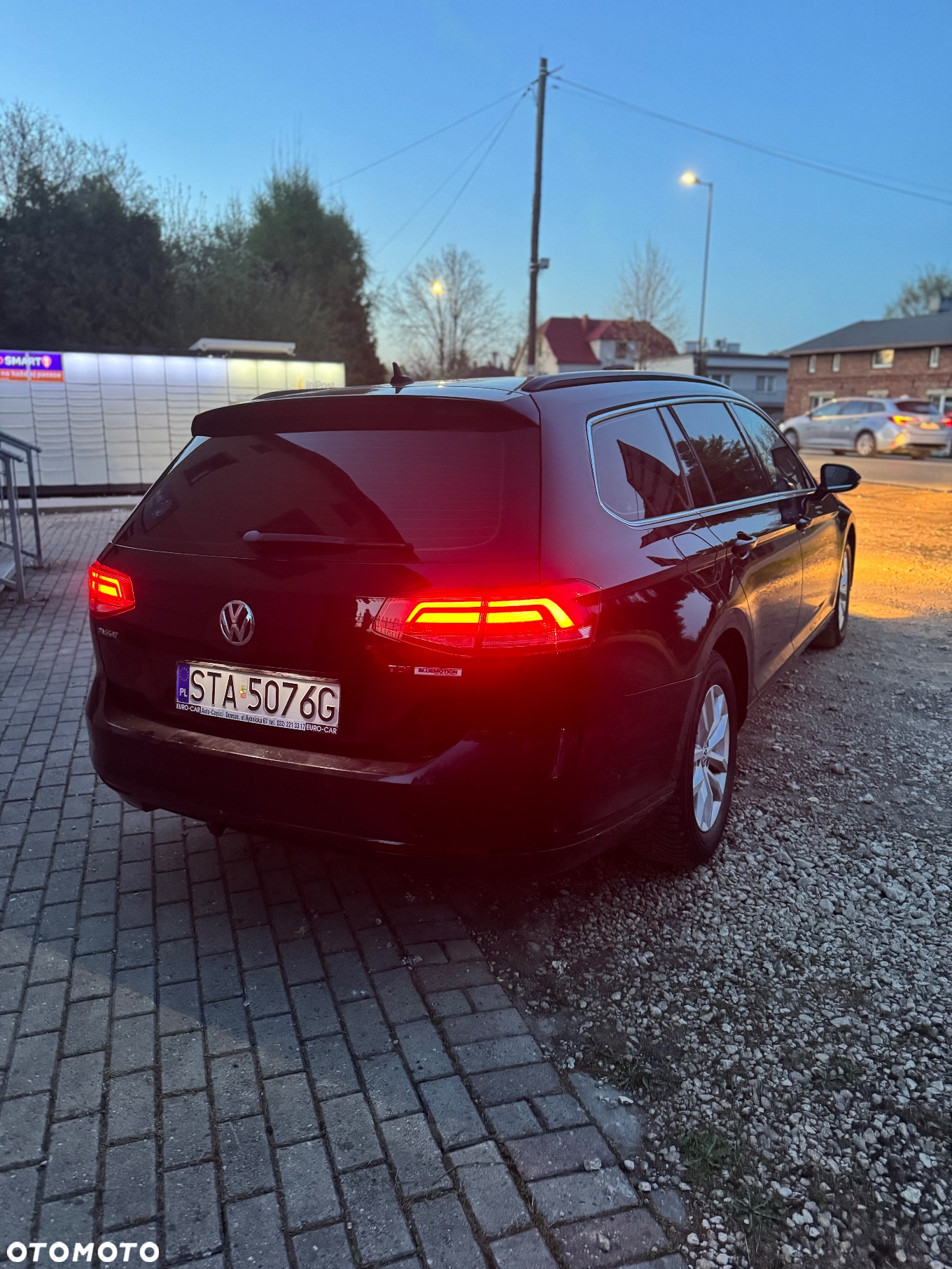 Volkswagen Passat Variant 1.6 TDI SCR DSG - 5