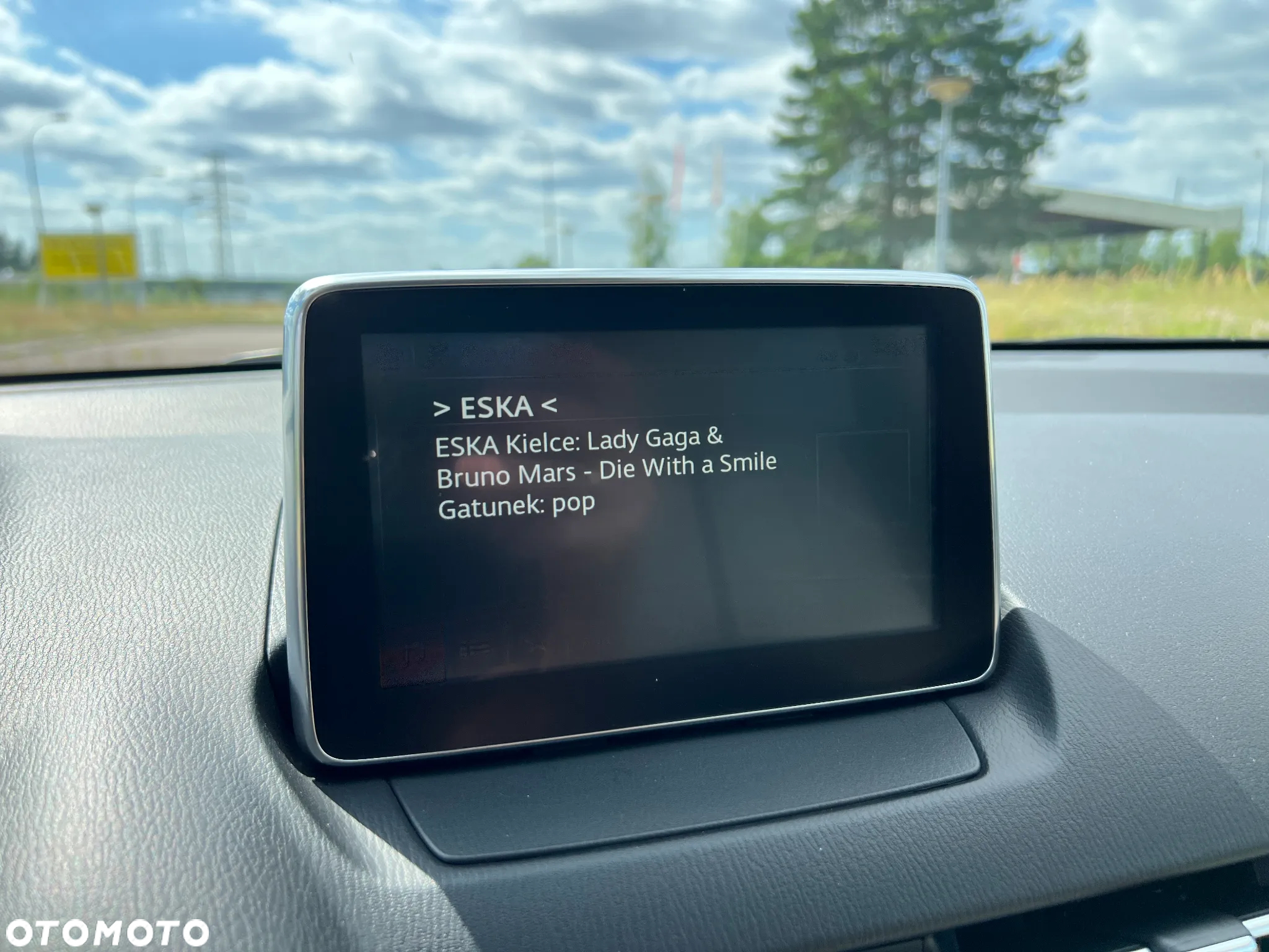 Mazda 2 SKYACTIV-G 90 White Edition - 31