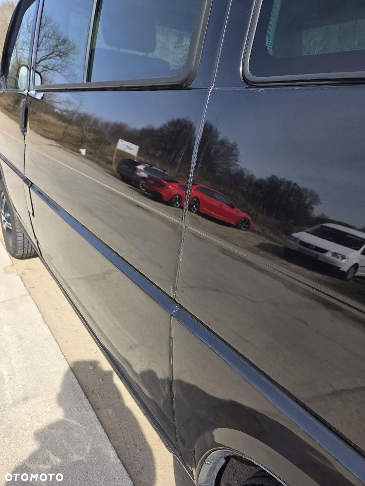 Volkswagen Multivan - 8