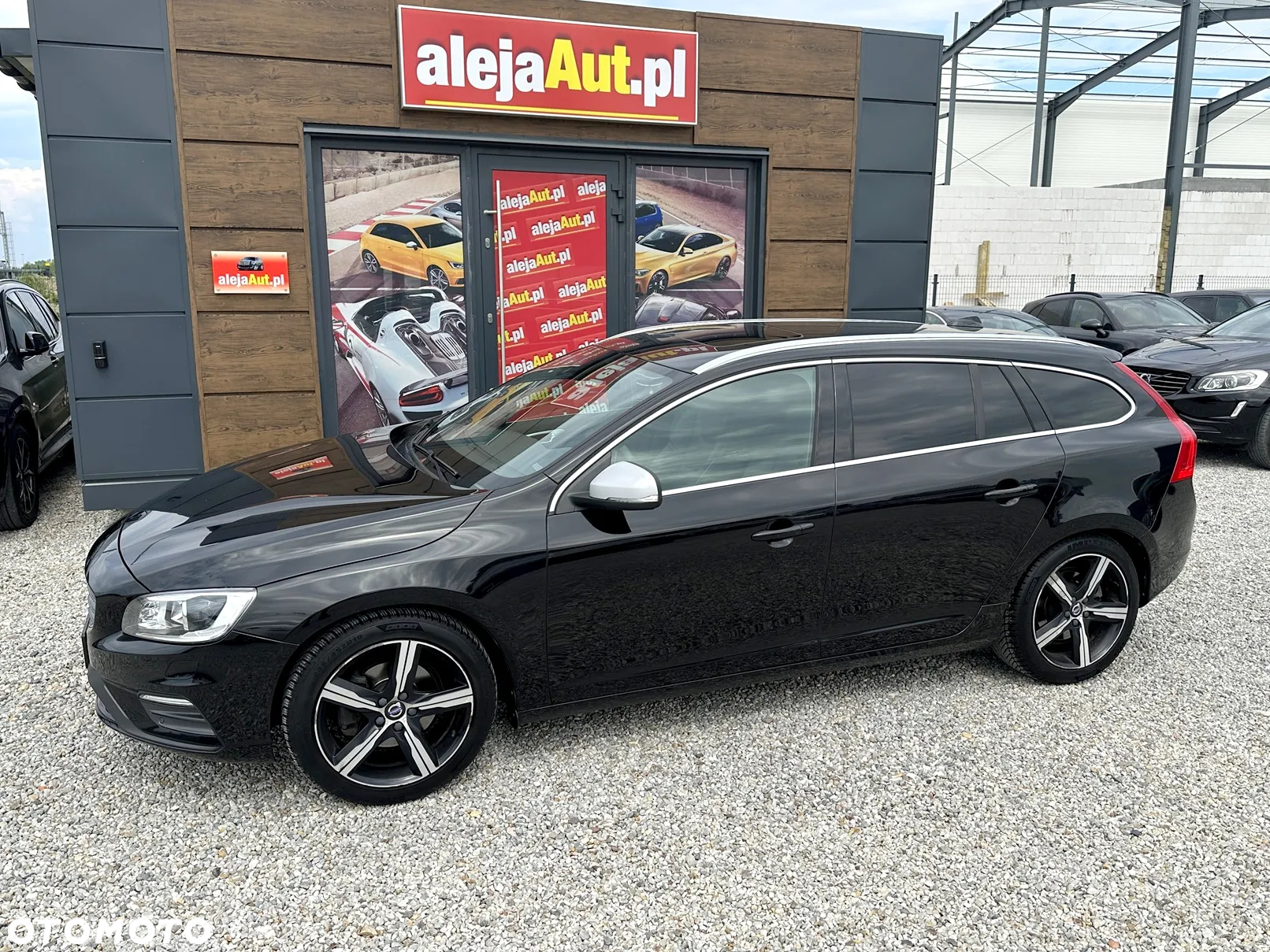 Volvo V60 D4 Geartronic R-Design - 10