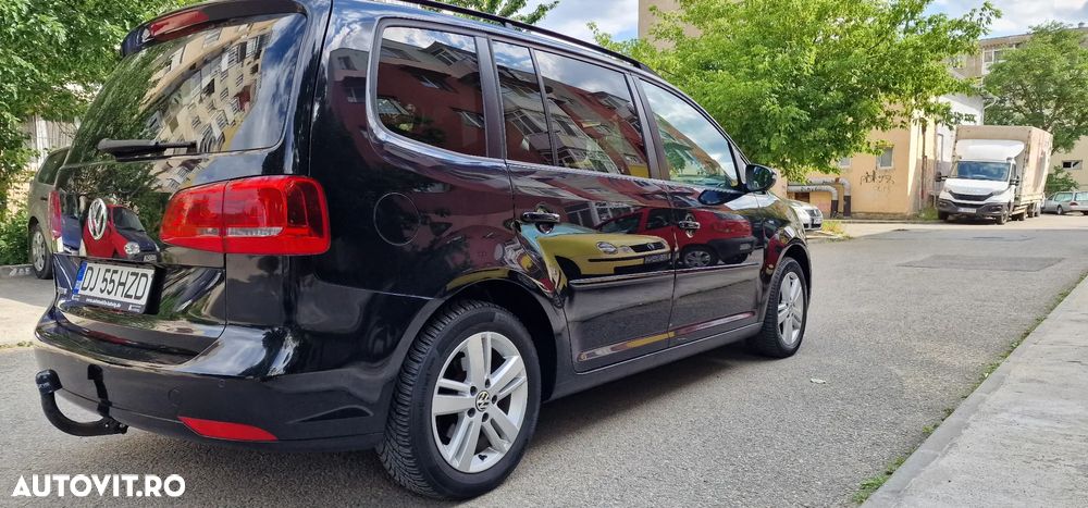 Volkswagen Touran 2.0 TDI DPF BlueMotion Technology MATCH - 6