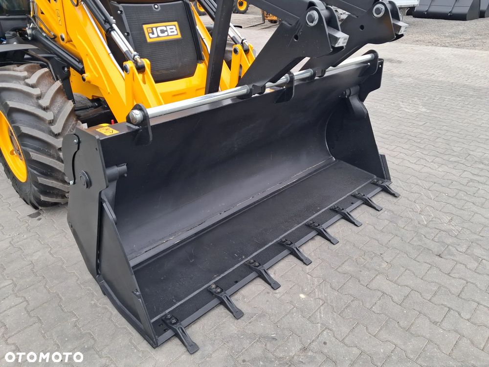 JCB 3 CX SITEMASTER PLUS - 7