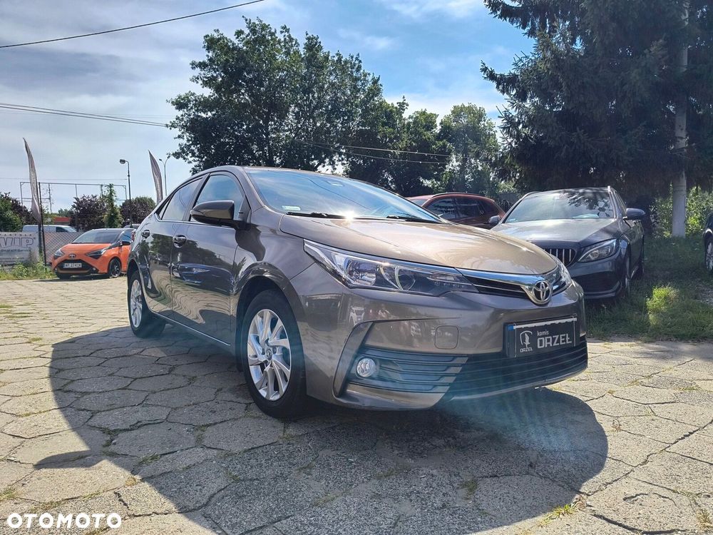 Toyota Corolla - 3
