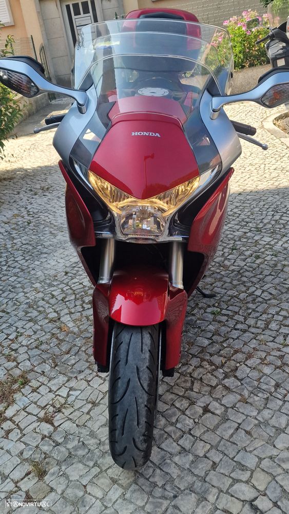 Honda VFR VFR 1200 F - 20