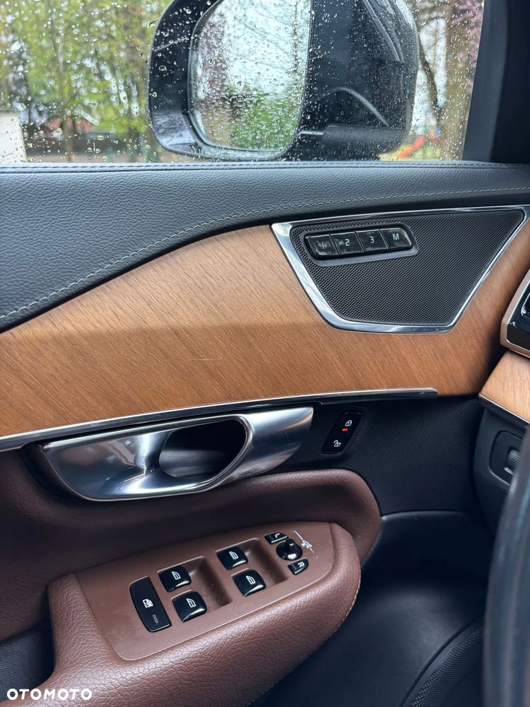 Volvo XC 90 - 10