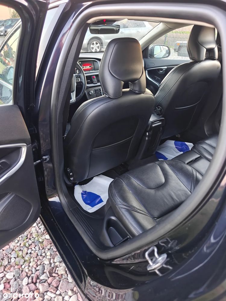 Volvo V40 D2 Summum - 15