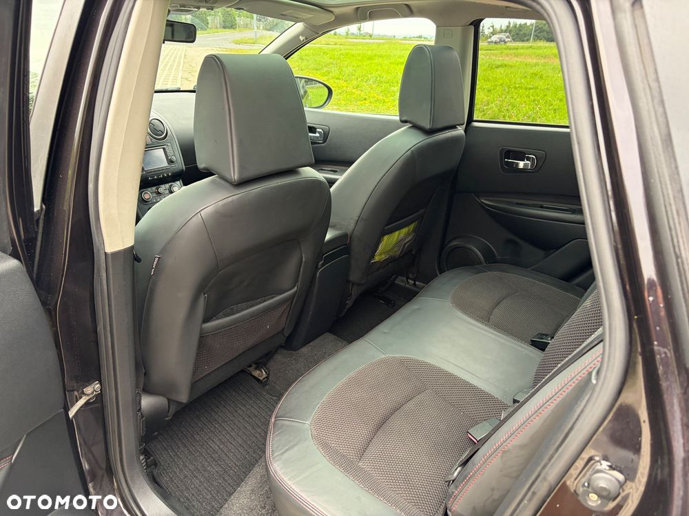 Nissan Qashqai 2.0 dCi 4x4 Tekna Premium - 15