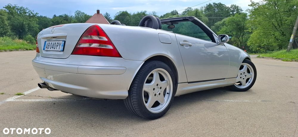 Mercedes-Benz SLK 320 - 13