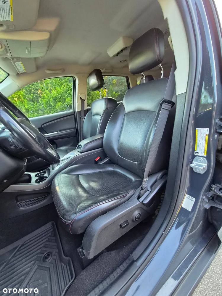Dodge Journey - 10