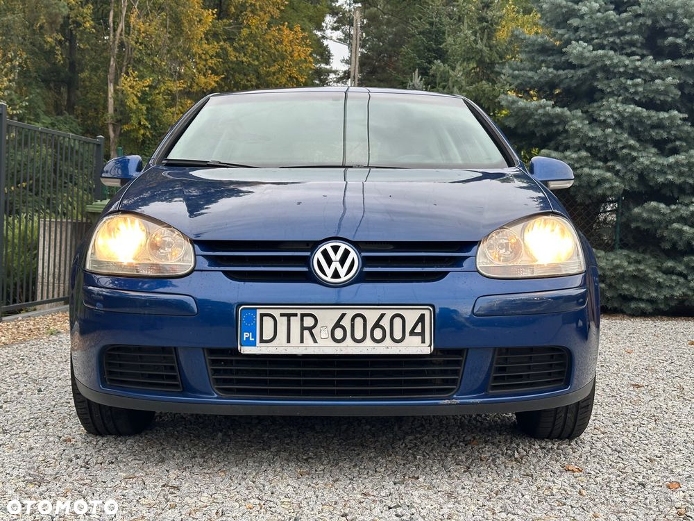Volkswagen Golf - 1