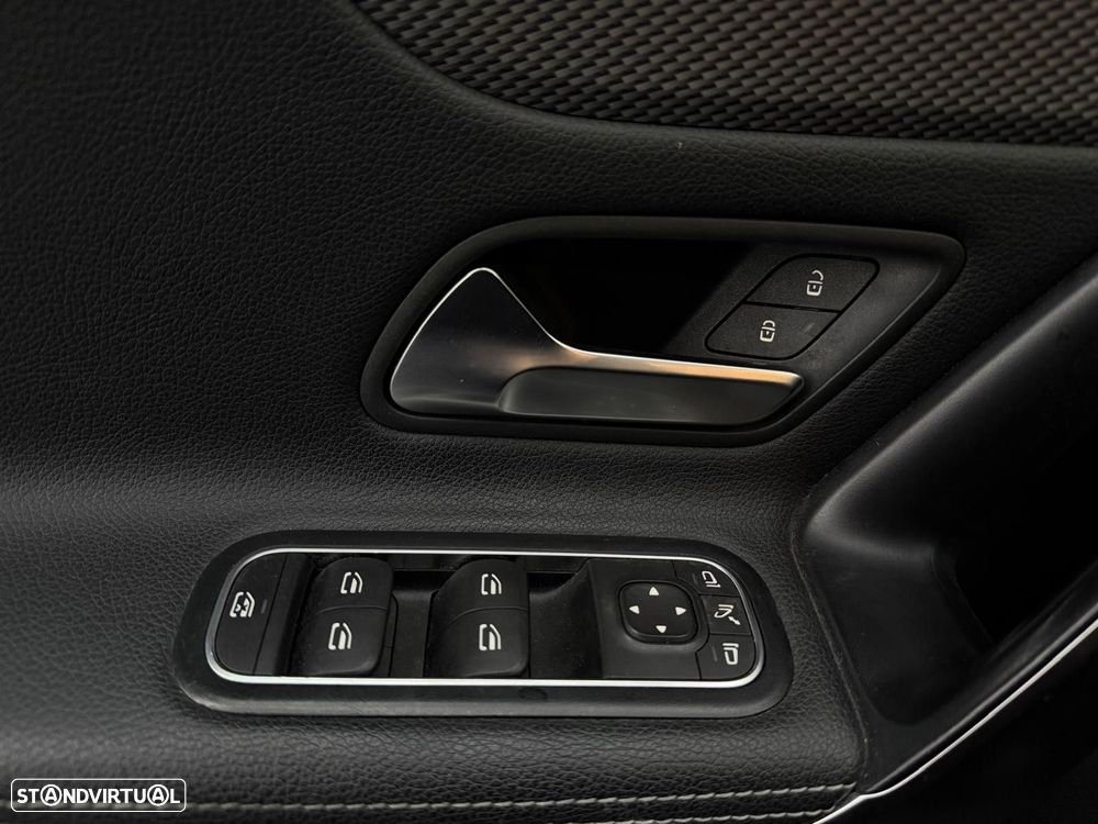 Mercedes-Benz A 180 Limousine d Business Solutions Aut. - 16