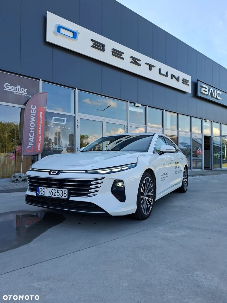 Bestune B70 - 1