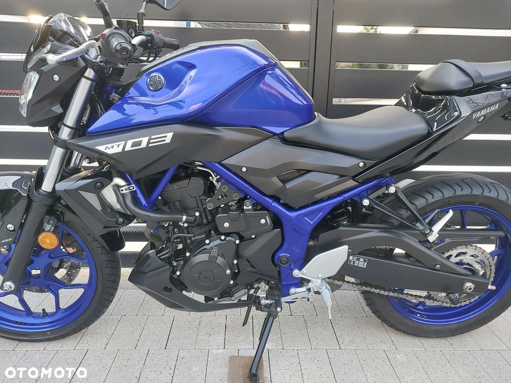 Yamaha MT - 7