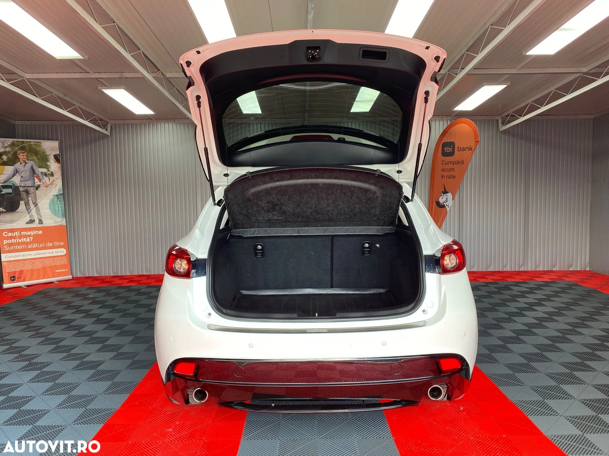Mazda 3 - 18