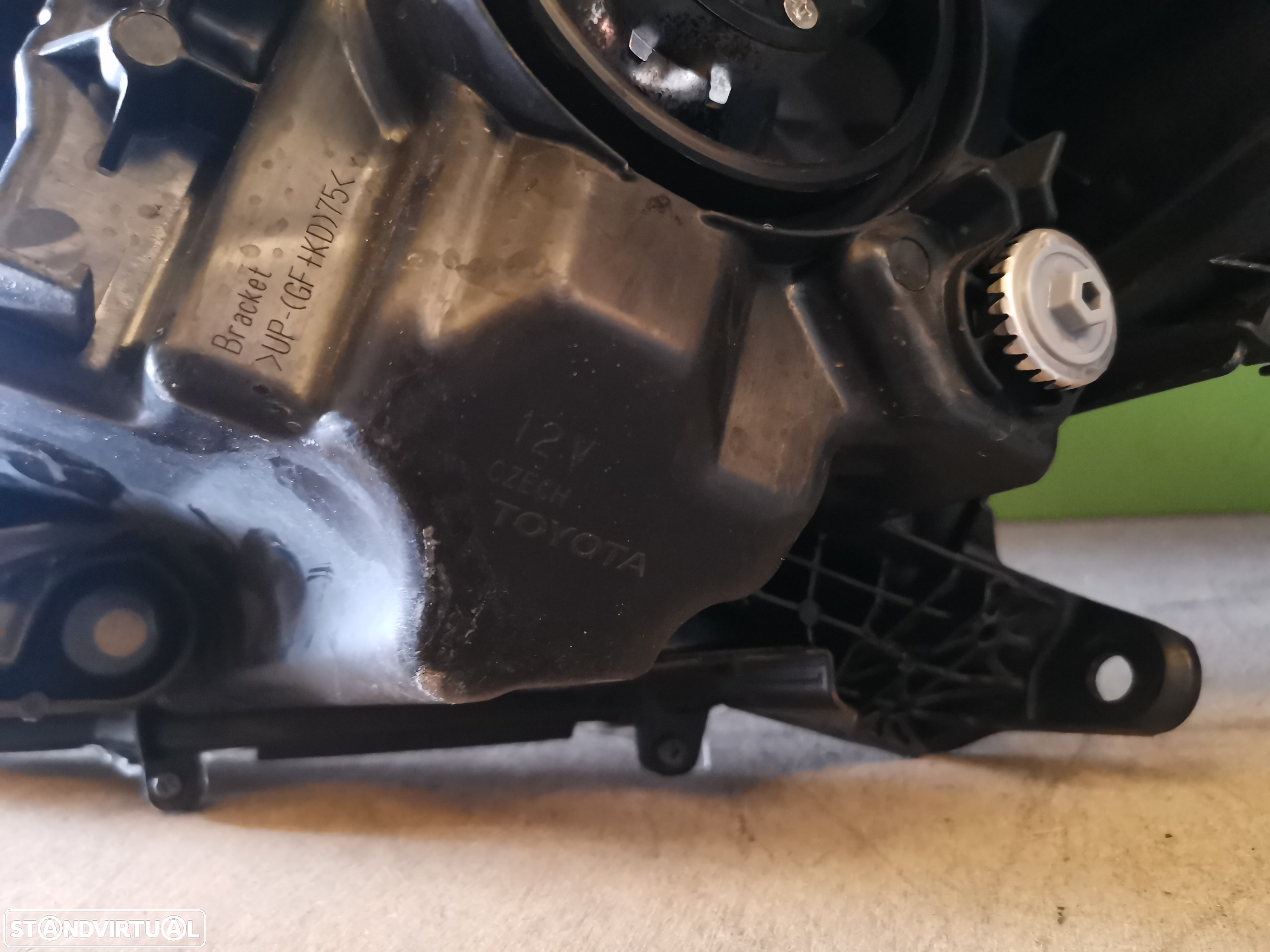 TOYOTA YARIS P21 FAROL DIREITO - FF421 - 7