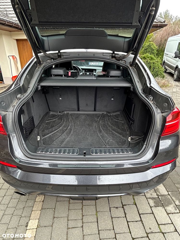 BMW X4 xDrive20i - 4