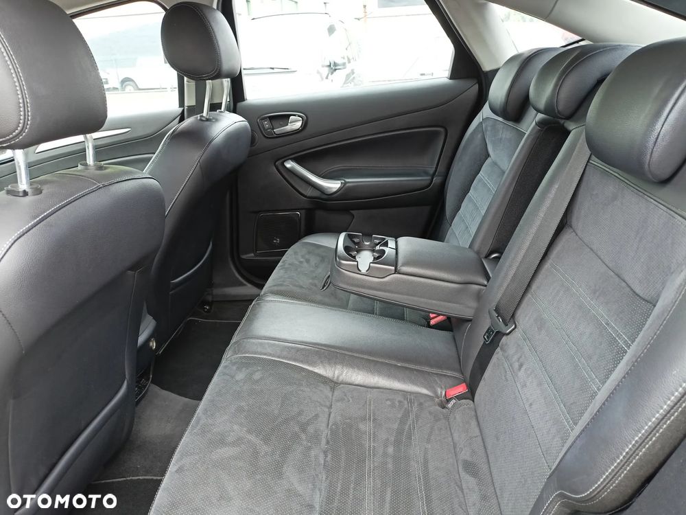 Ford Mondeo - 15
