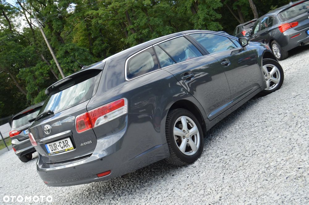 Toyota Avensis 2.0 D-4D Sol - 27