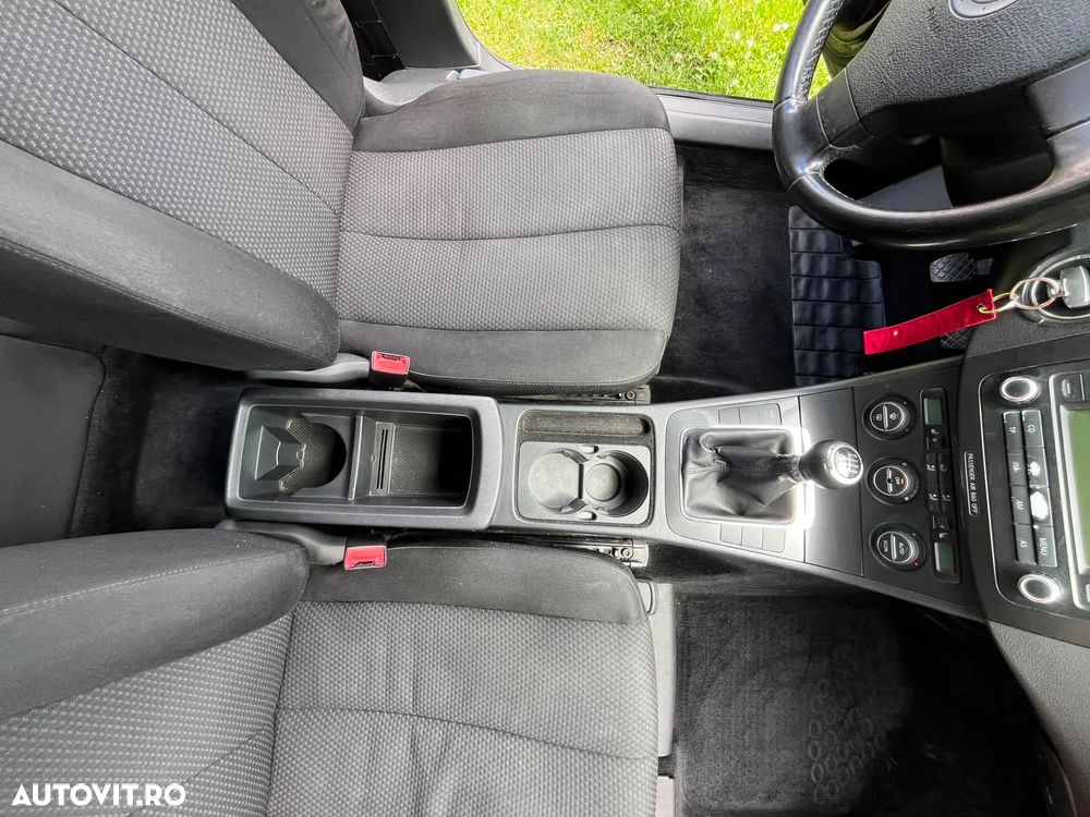 Volkswagen Passat 1.9 TDI Comfortline - 19