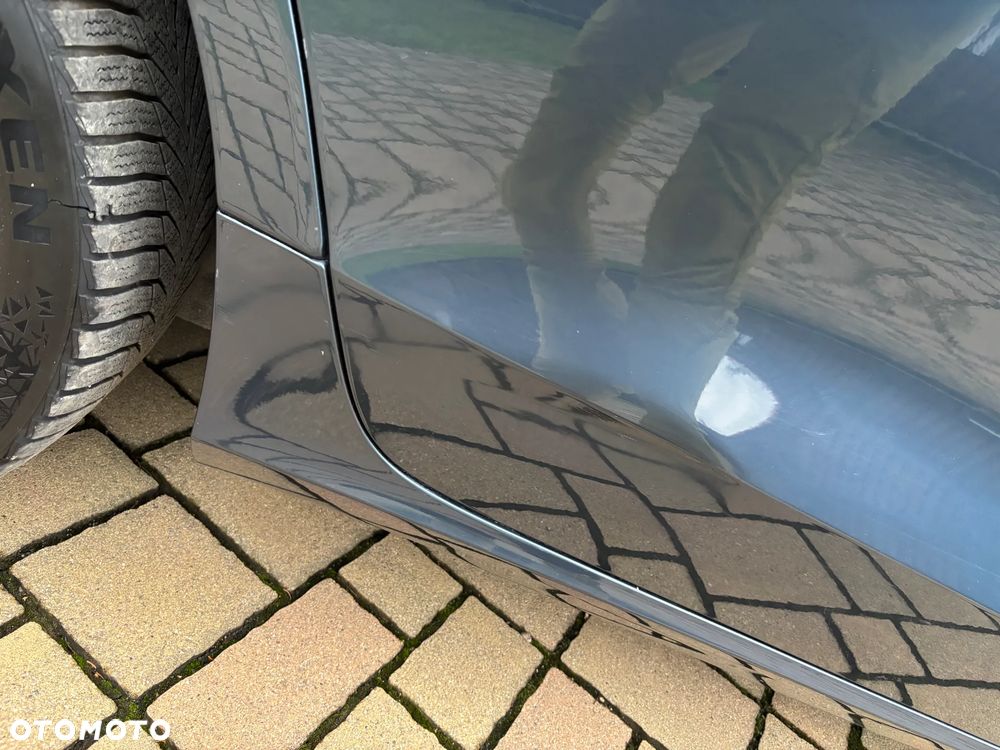 Volvo V60 B4 D Momentum - 23