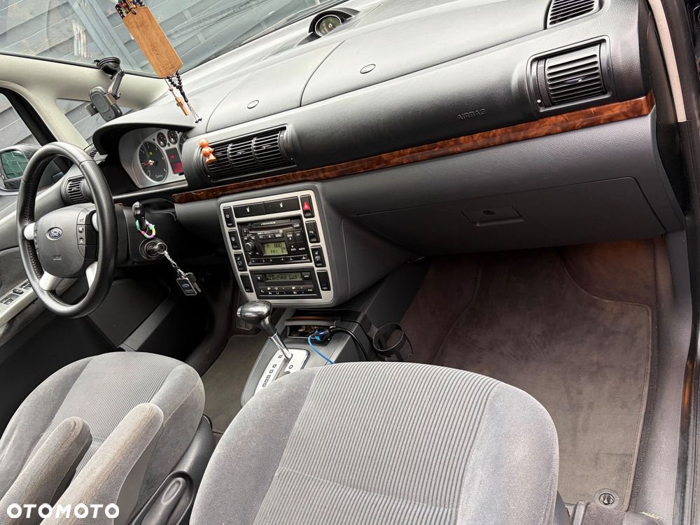 Ford Galaxy TDI Ghia - 31