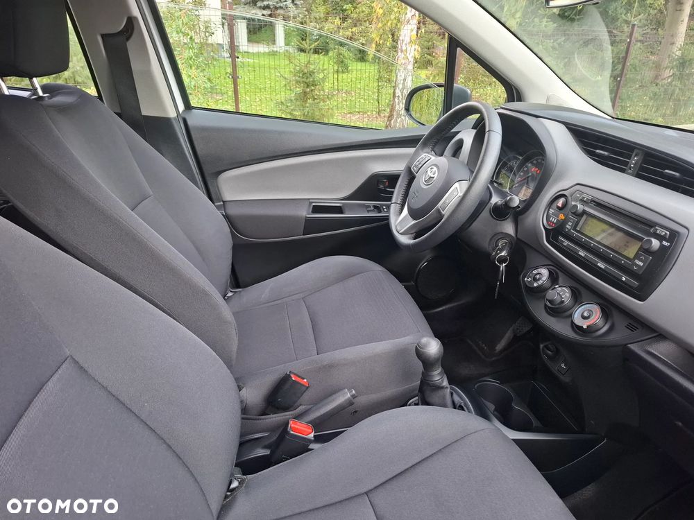 Toyota Yaris - 18