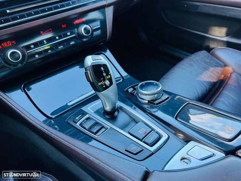 BMW 530 d Pack M Auto - 34