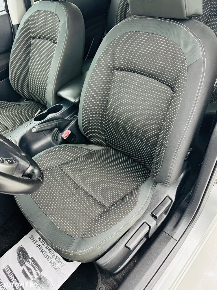 Nissan Qashqai 1.6 I-Way - 13