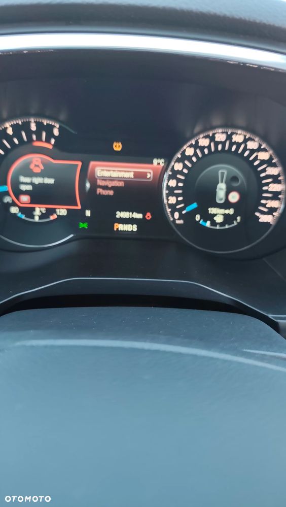Ford S-Max 2.0 TDCi DPF Champions Edition - 17