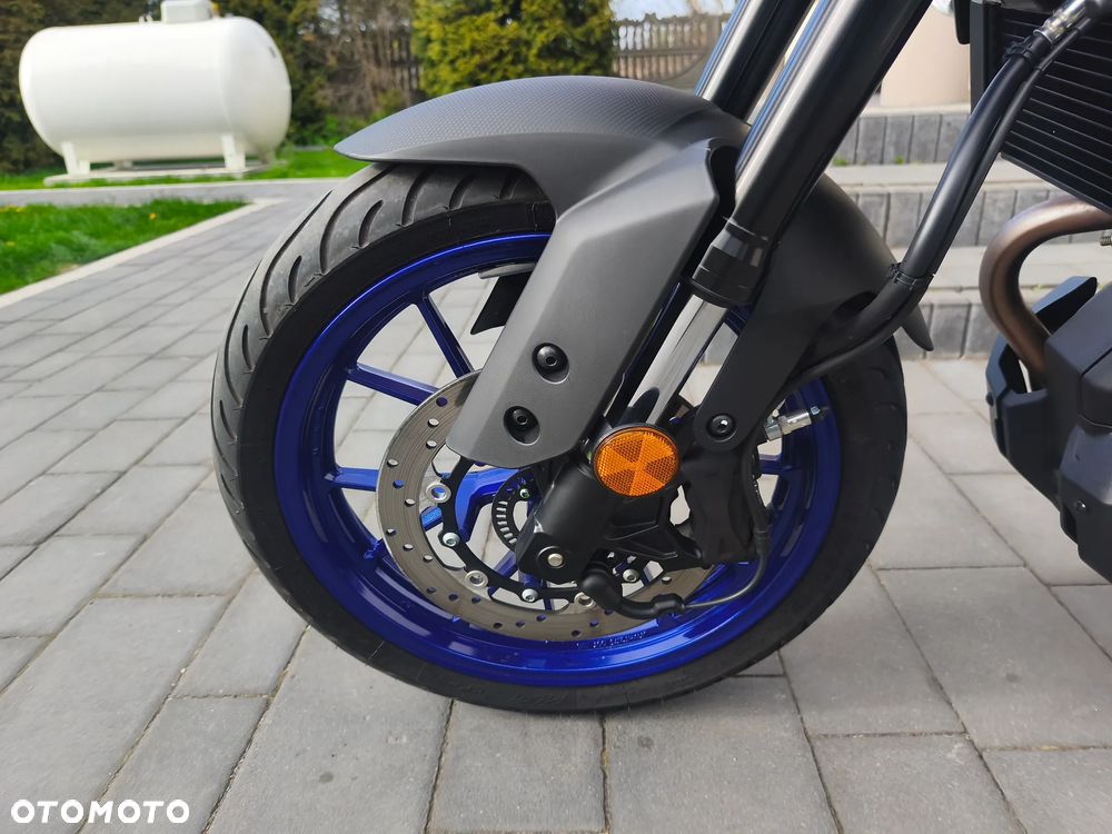Yamaha MT - 22