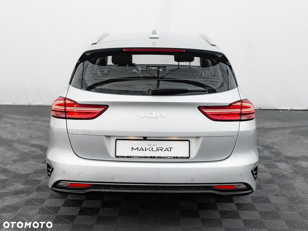 Kia Ceed 1.5 T-GDI M - 10