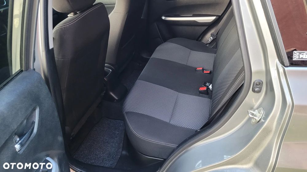 Suzuki Vitara 1.6 (4x2) Comfort+ - 13