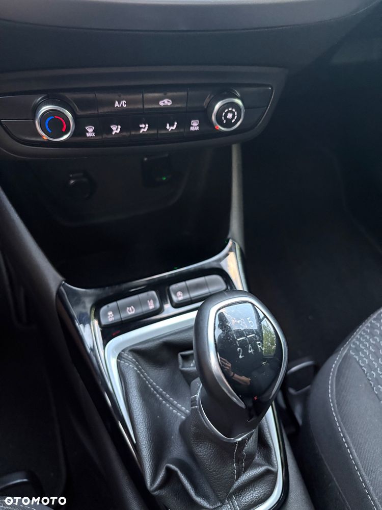 Opel Crossland 1.2 Business Elegance - 14