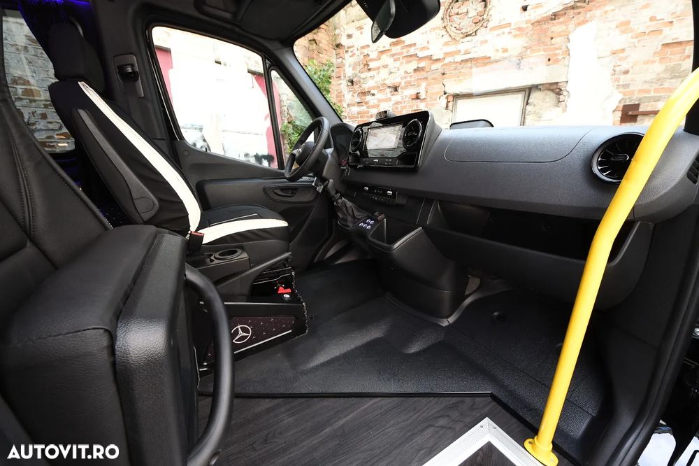 Mercedes-Benz SPRINTER - 21