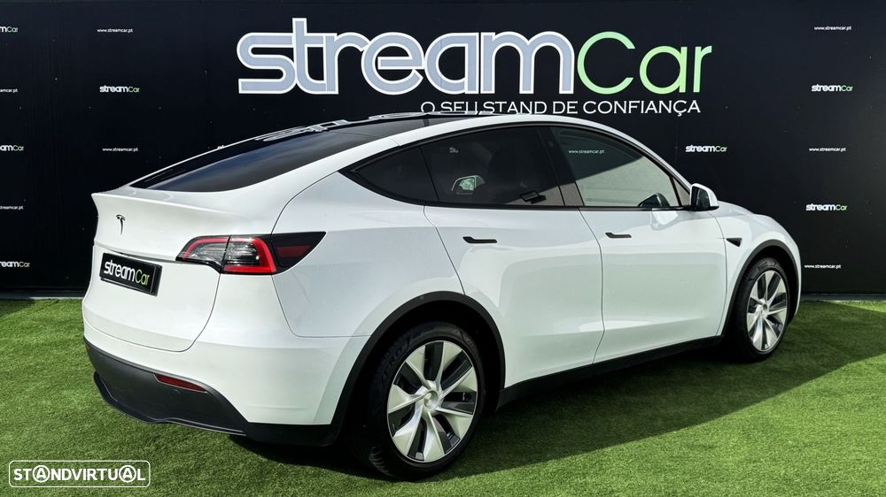 Tesla Model Y Standard - 7