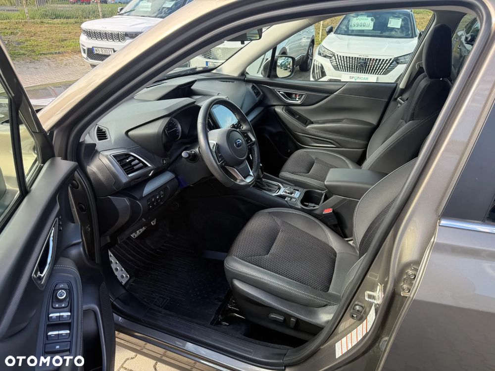 Subaru Forester 2.0i-L Active (EyeSight) Lineartronic - 14