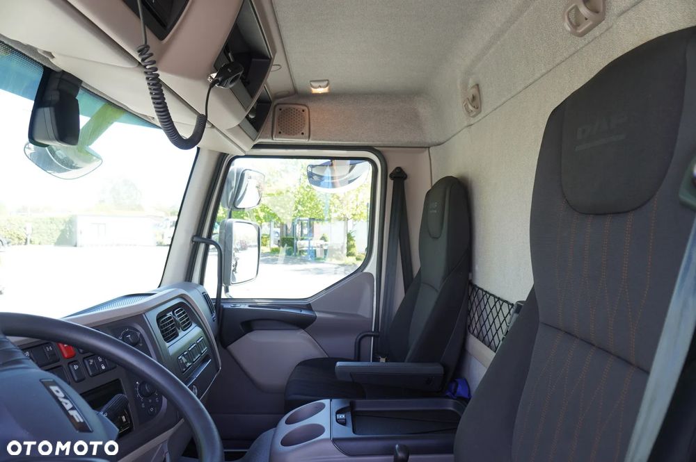 DAF LF 12.210 kontener 18 palet z windą / 50 tys.km /2024_245461 - 20
