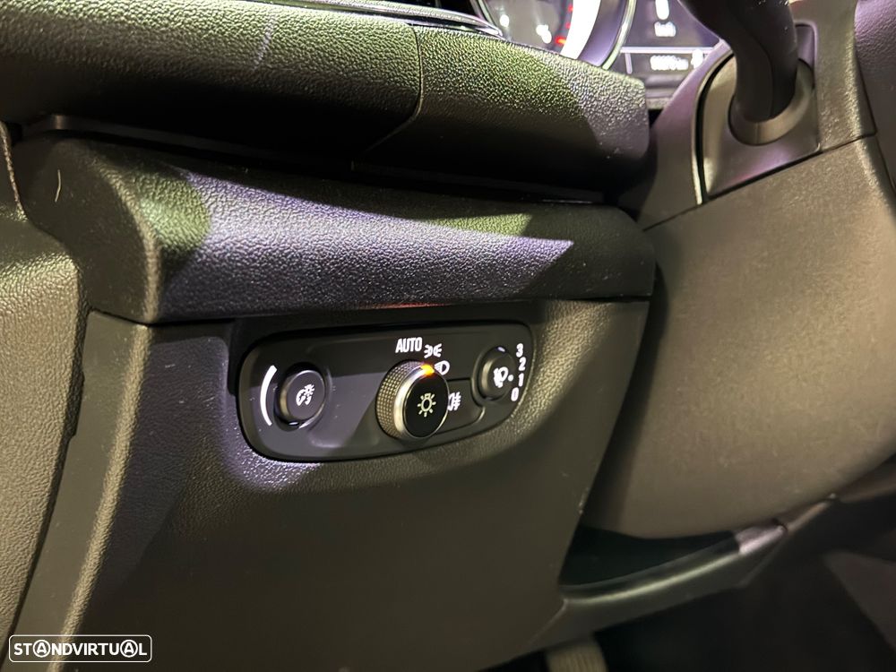 Opel Insignia Sports Tourer 1.6 ECOTEC Selection - 12